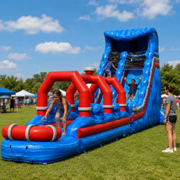 TL497 02 lifestyle wet play
